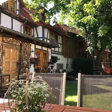 아파트 Fachwerktraum Im Hof Alheim